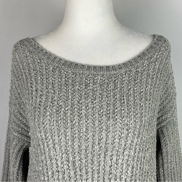 Aeropostale Sweater Womens Medium Gray Scoop Neck Long Sleeve Lightweight Ladies - Picture 2 of 8